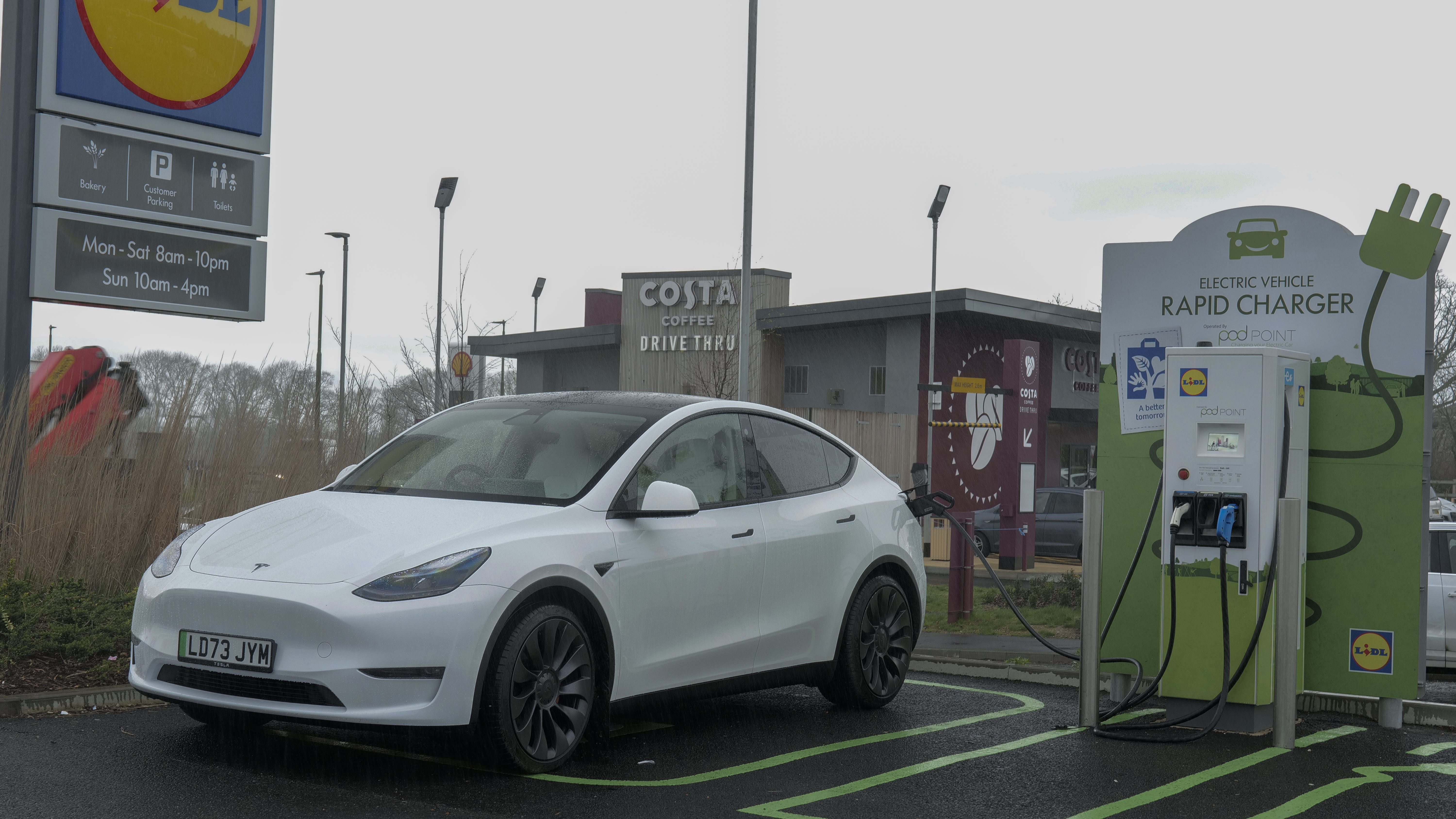 TESLA MODEL 3 SALOON Performance AWD 85kWh 4dr Auto